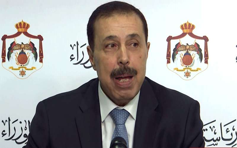 التربية تطلب استثناءها من قرار وقف