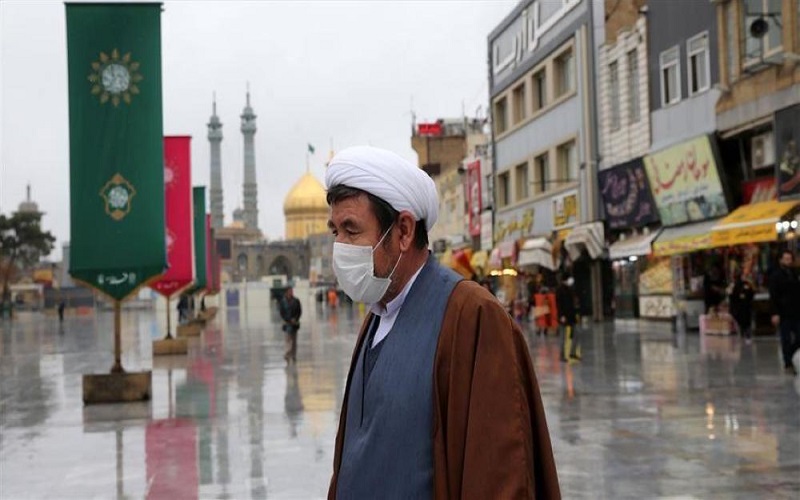 إيران تسجل 221 وفاة جديدة بفيروس