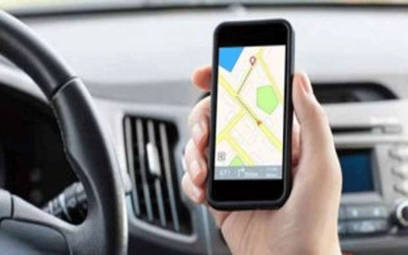 سائقوا التطبيقات الذكية يضربون عن العمل