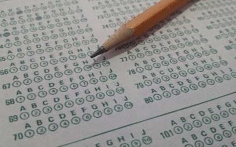 3 أخطاء في امتحانات الثانوية العامة..