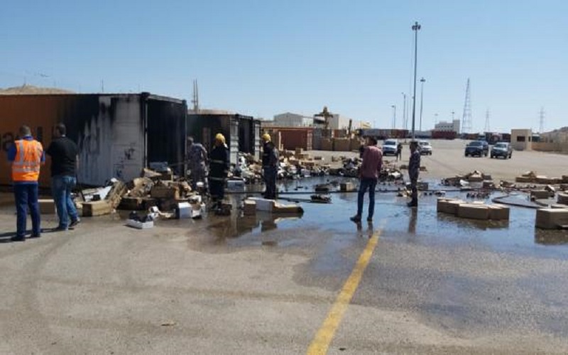 العقبة: حريق في ثلاث حاويات ولا