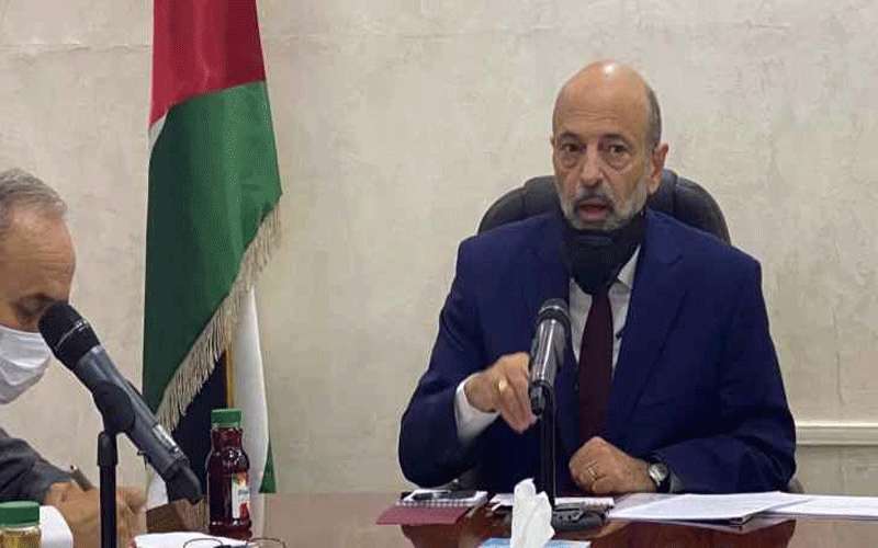 الرزاز: لا تساهل مع التهرب الضريبي