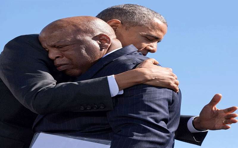 أوباما ينعى جون لويس صديق لوثر