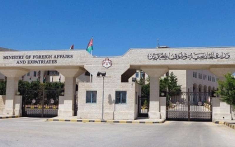 الخارجية: سيتم اعادة الطفلة ميار عنكة