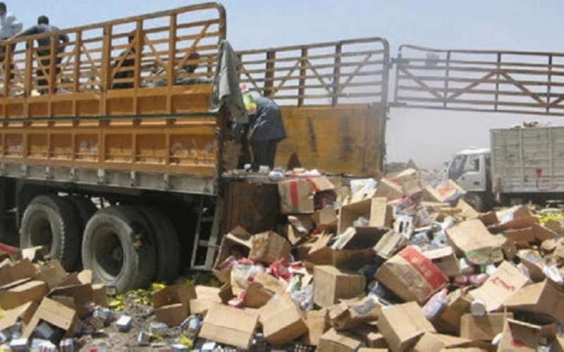 إتلاف مواد غذائية في محال تجارية