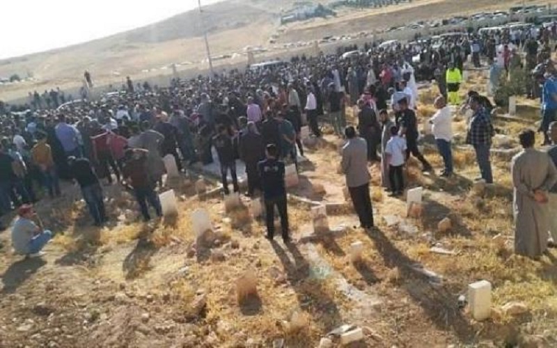 تشييع جثامين ضحايا حادث الصحراوي بالطفيلة