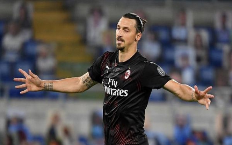 تطور بشأن مستقبل زلاتان إبراهيموفيتش مع