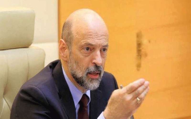 الرزاز يوعز للوقوف على حيثيات تسمم