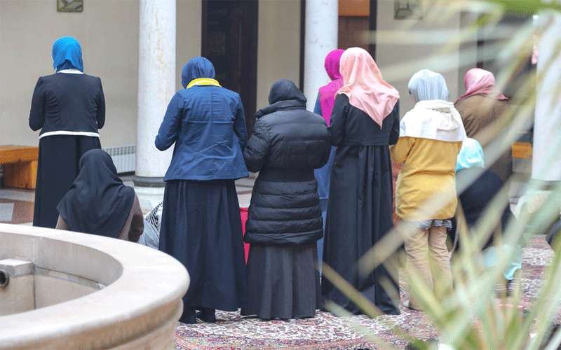 الأوقاف: الصلاة ستكون متاحة للنساء في