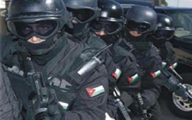 قوات امنيه تمشط منطقة الشونه الجنوبيه