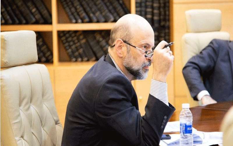 الرزاز يشكل فريقا للوقوف على جميع