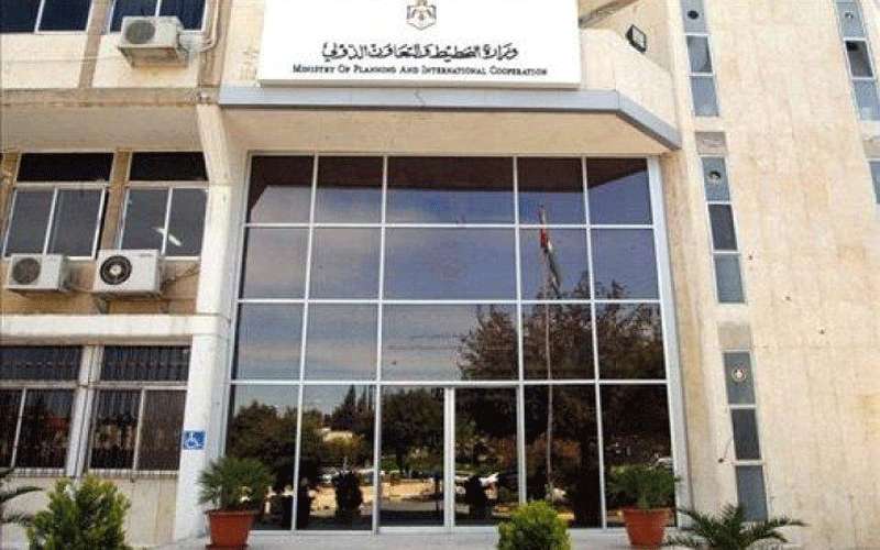 السجن 7 سنوات لمسؤولين في وزارة