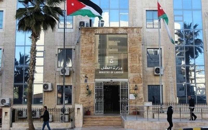 الموعد النهائي لمغادرة العمالة الوافدة في