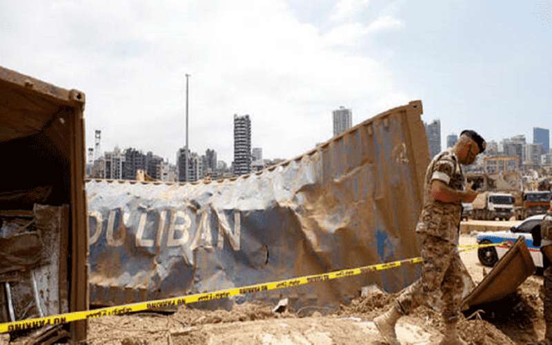 مدير مرفأ بيروت ضمن الموقوفين في