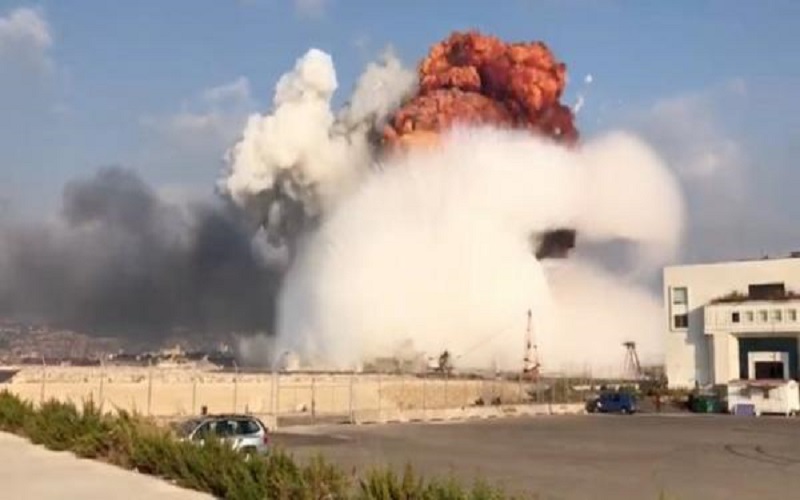 لبنان: توقيف مدير عام الجمارك في