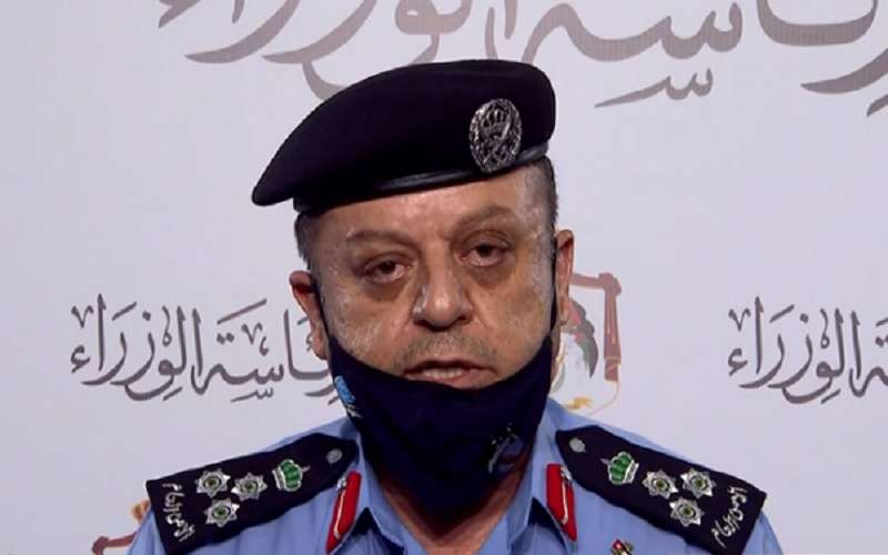 إعادة الانتشار الأمني امام المنشآت التجارية