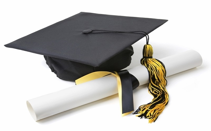 أمل عتوم.. مبارك النجاح