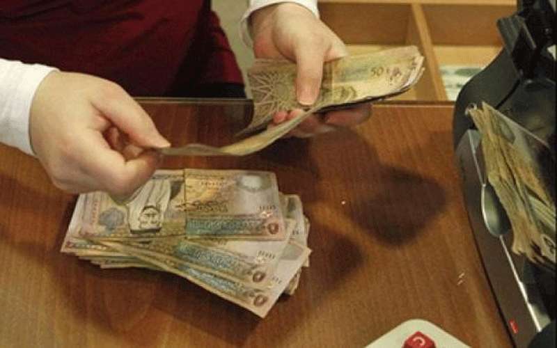 توقعات بارتفاع عجز الموازنة إلى 2.1