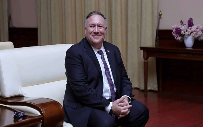 بومبيو يصل الإمارات بعد زيارة للبحرين