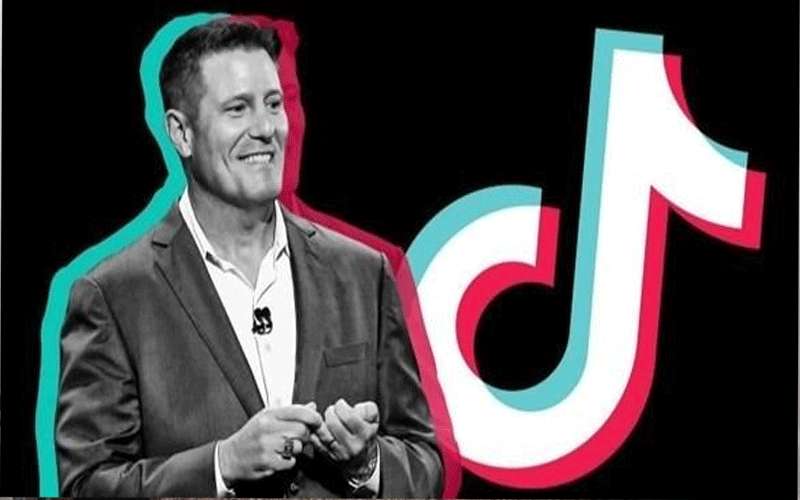 الرئيس التنفيذي لـ تيك توك يقدم