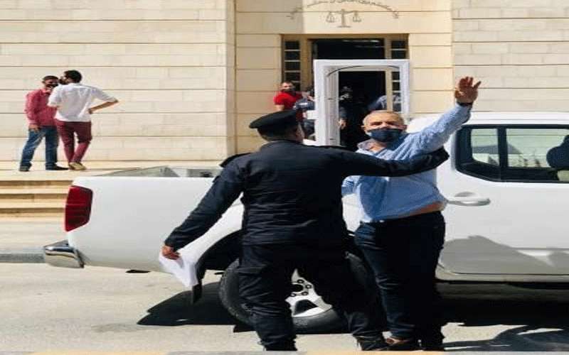 تحويل عماد حجاج إلى محكمة أمن