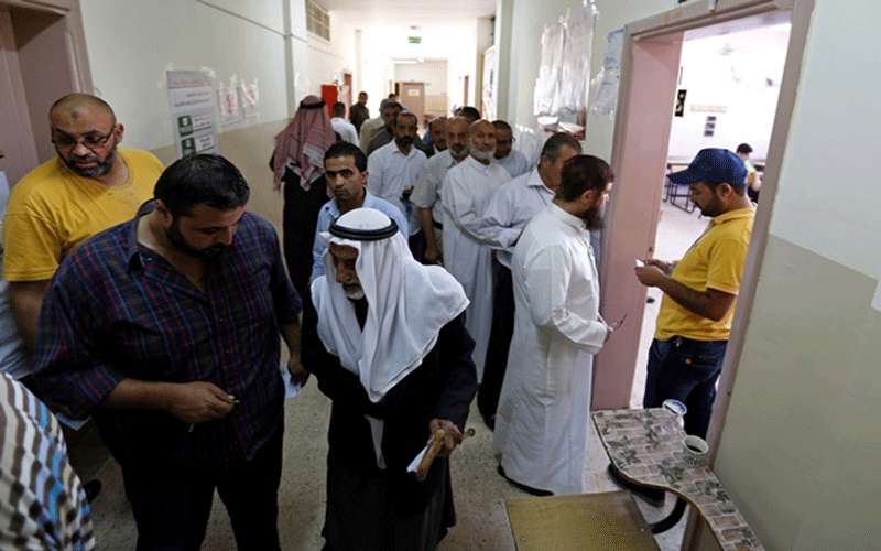 المومني: نتابع كل ما يرد من
