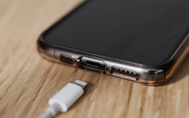 أسباب تجعل بطارية هاتفك تفرغ بسرعة