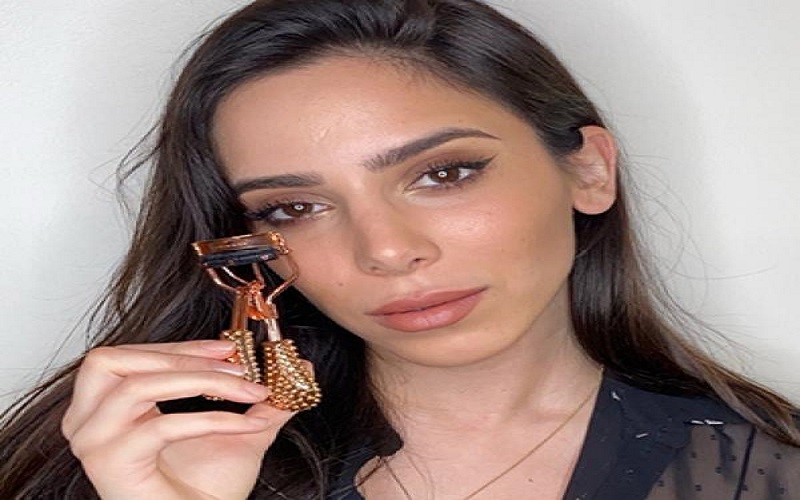 رائدات اعمال أسسن علامات تجارية :