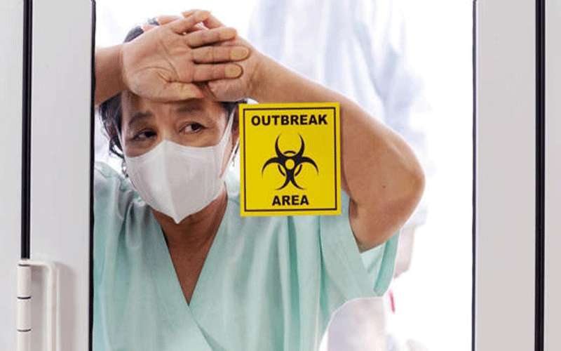 لجنة الأوبئة تدرس العزل المنزلي لمصابي