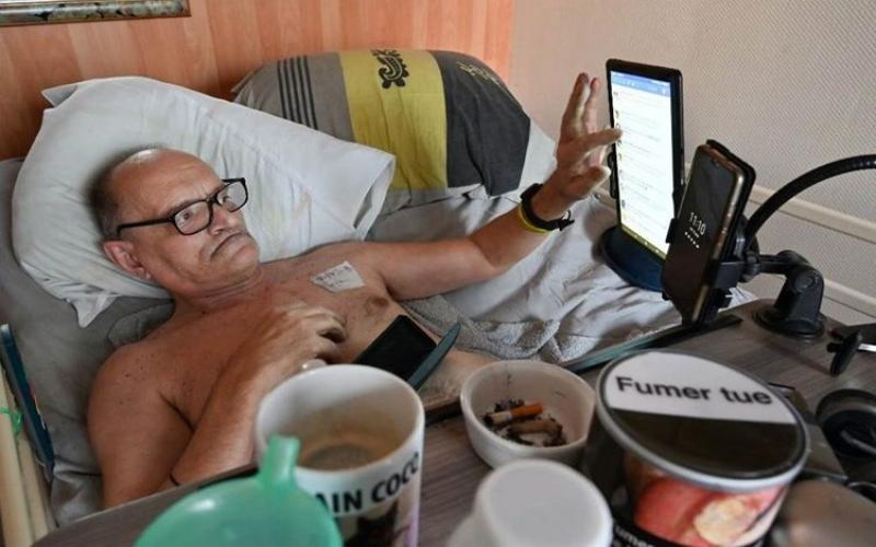 انتحار في بث مباشر .. وفيسبوك