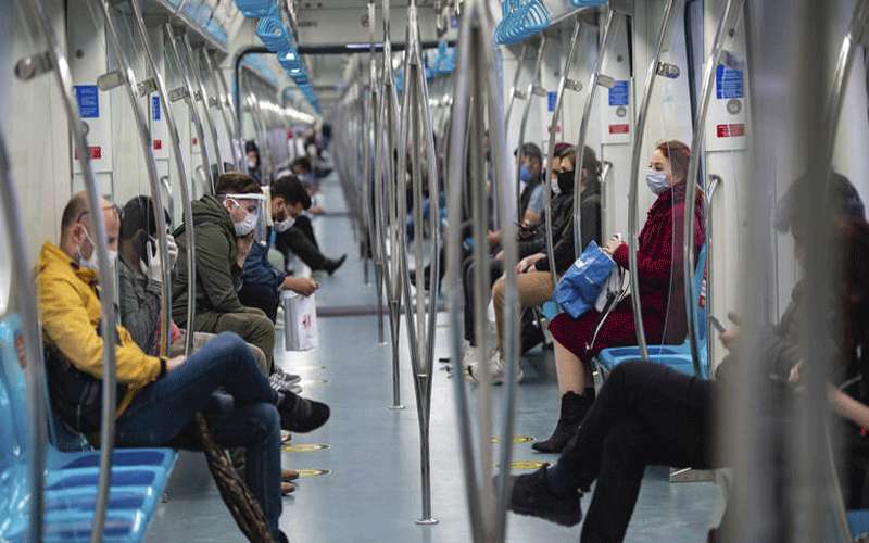 تركيا تشدد الإجراءات لمحاربة كورونا