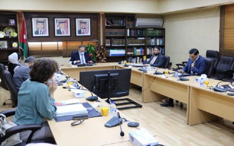 التلهوني يترأس اجتماع اللجنة الوطنية لحقوق