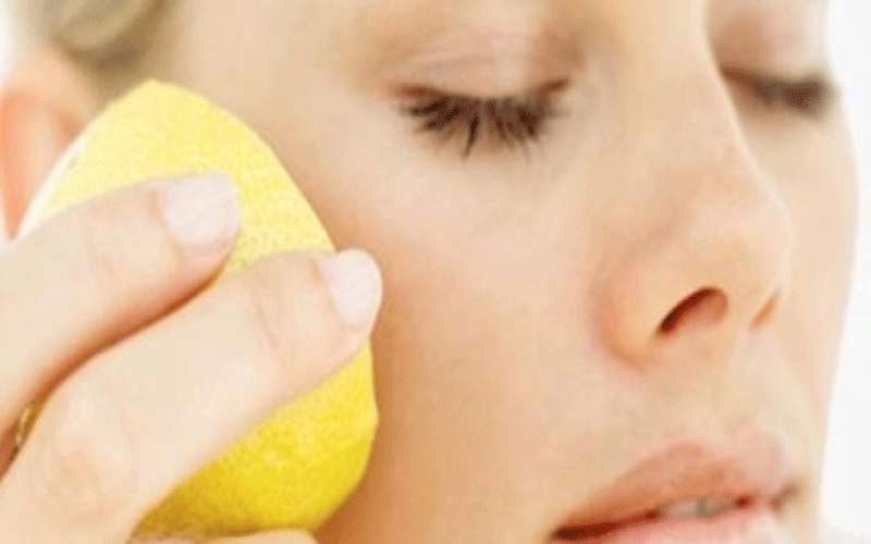 فوائد الليمون للوجه قبل النوم