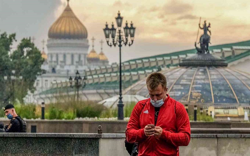 روسيا تسجل 5504 إصابات و102 وفاة