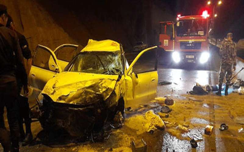 وفاة واصابة بالغة بحادث على الصحراوي