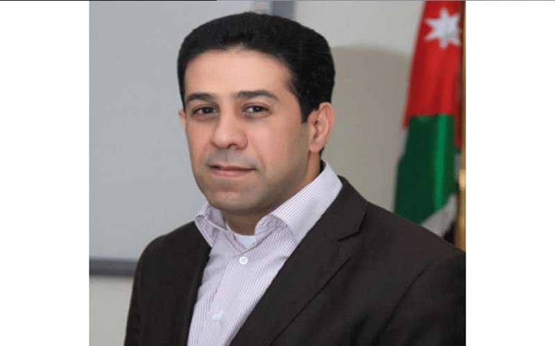 ابو حلتم رئيسا لحملة صنع في