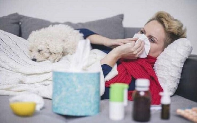 ما مخاطر التعرض للإنفلونزا وكورونا بذات