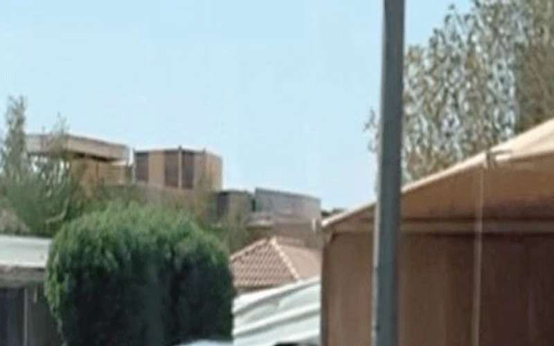 كويتي يقتل شقيقته الطفلة ويرميها بخزان