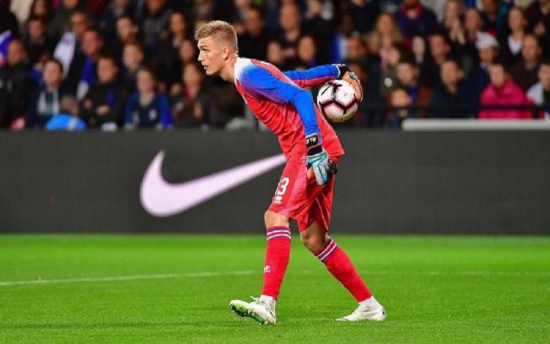 ارسنال يبدأ التحرك لضم أليكس رونارسون