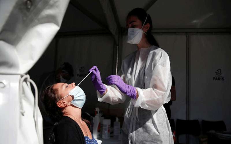 إصابات كورونا مستمرة بالارتفاع في فرنسا