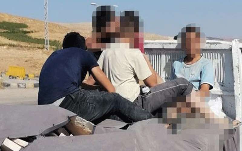 ضبط قلاب حمل 5 ركاب في