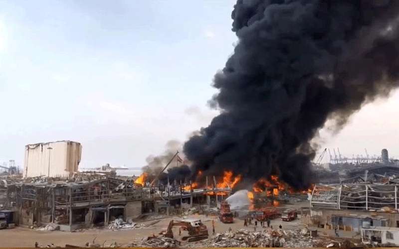 التحقيق مع فلسطيني بحريق مستودع مرفأ