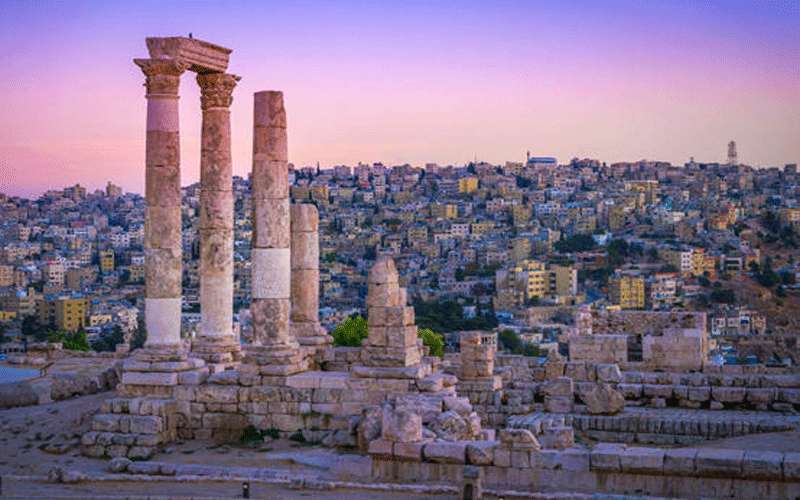 تواصل انخفاض درجات الحرارة