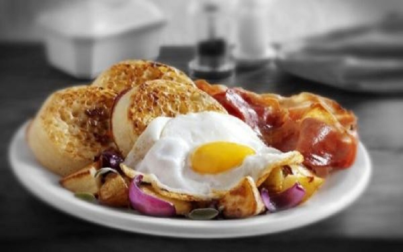 خبيرة تغذية تكشف أخطر وجبات الإفطار