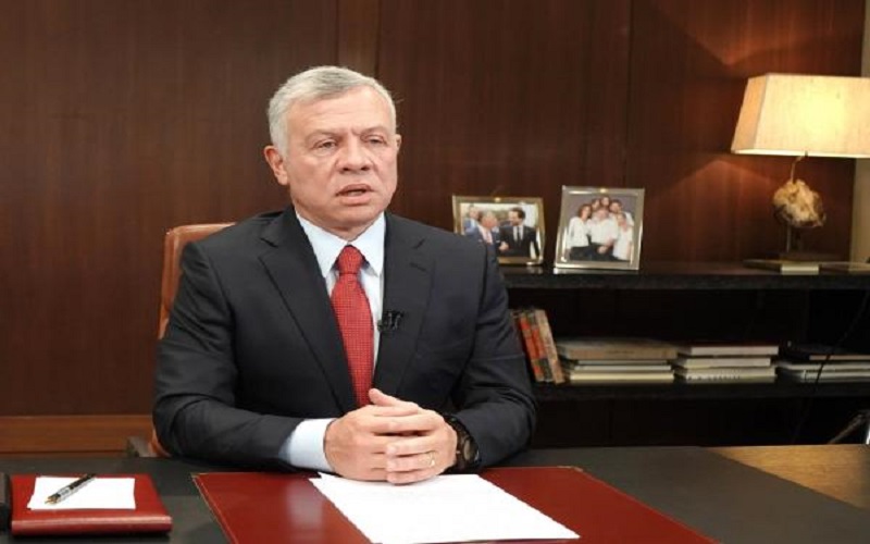الملك: التغلب على كورونا بإعادة ضبط