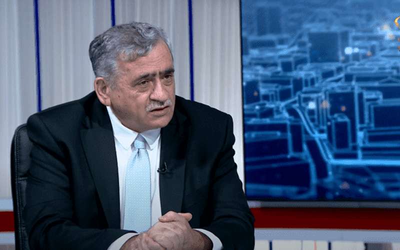 عبيدات: لهذا أغلقنا المساجد وفتحنا المولات