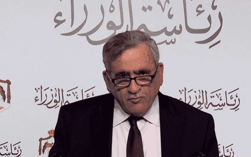 عبيدات للمواطنين : تعاملوا وكأن الجميع