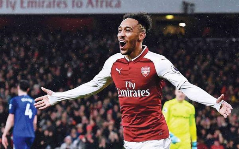 أوباميانغ يثير غضب جمهور أرسنال