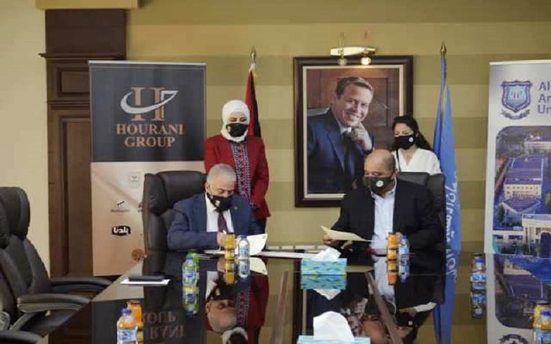 عمان الأهلية توقع ثلاث اتفاقيات تشغيلية