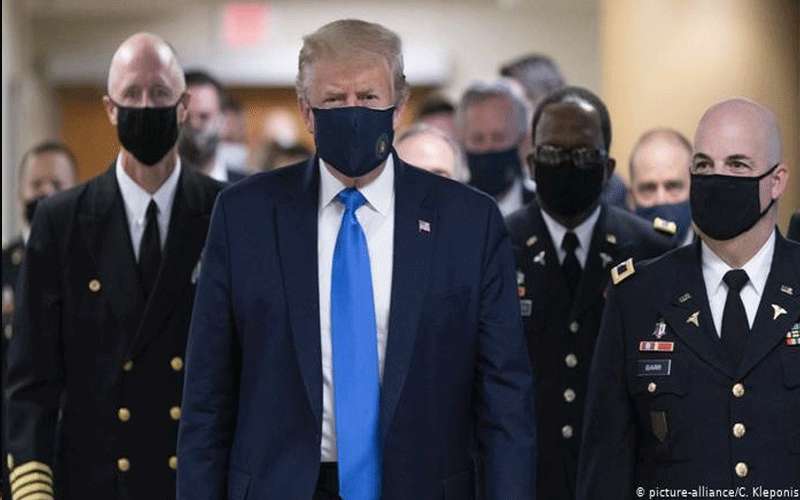 ترامب: توزيع 150 مليون فحص سريع